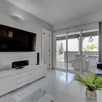 Heated Pool Stylish 3 Bedrm Cristianos *