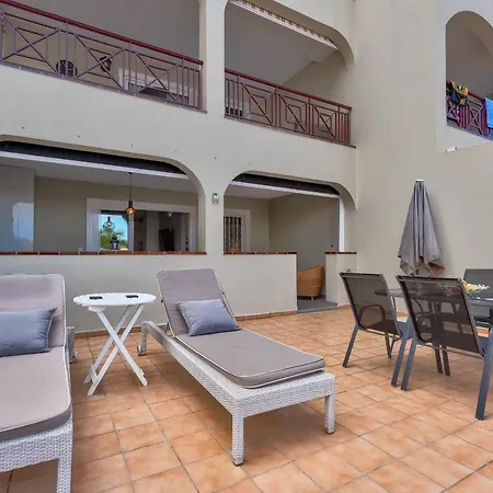 Heated Pool Stylish 3 Bedrm Cristianos Apartmán *