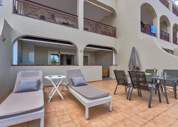 Heated Pool Stylish 3 Bedrm Cristianos Appartement *