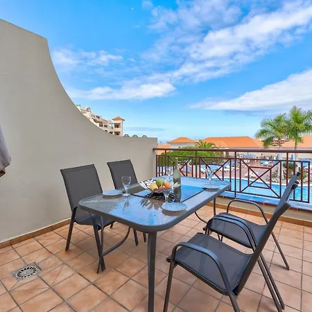 Heated Pool Stylish 3 Bedrm Cristianos Apartman *