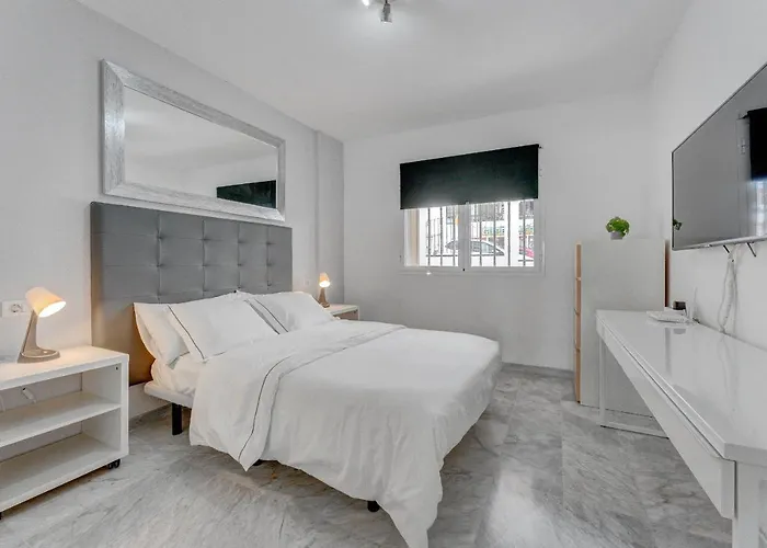 Heated Pool Stylish 3 Bedrm Cristianos *