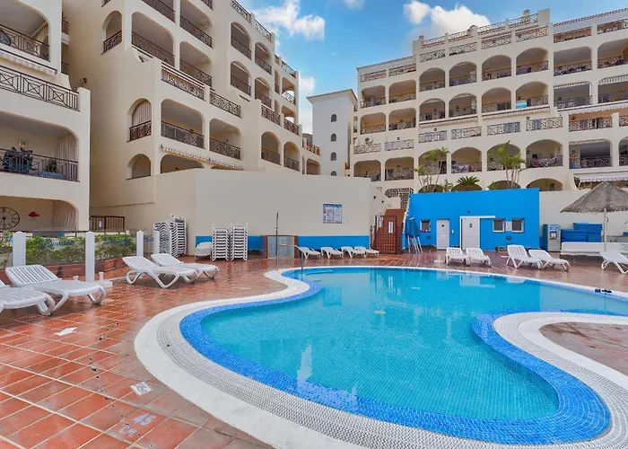 Heated Pool Stylish 3 Bedrm Cristianos Apartment Los Cristianos (Tenerife)